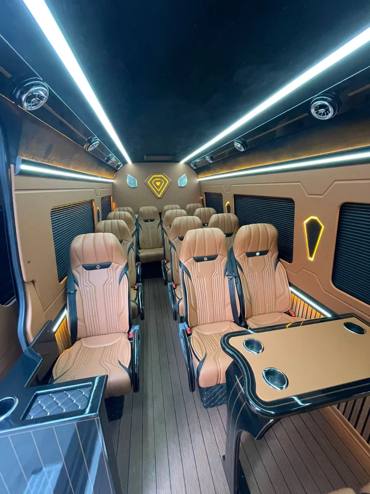 Mercedes Sprinter - photo 6