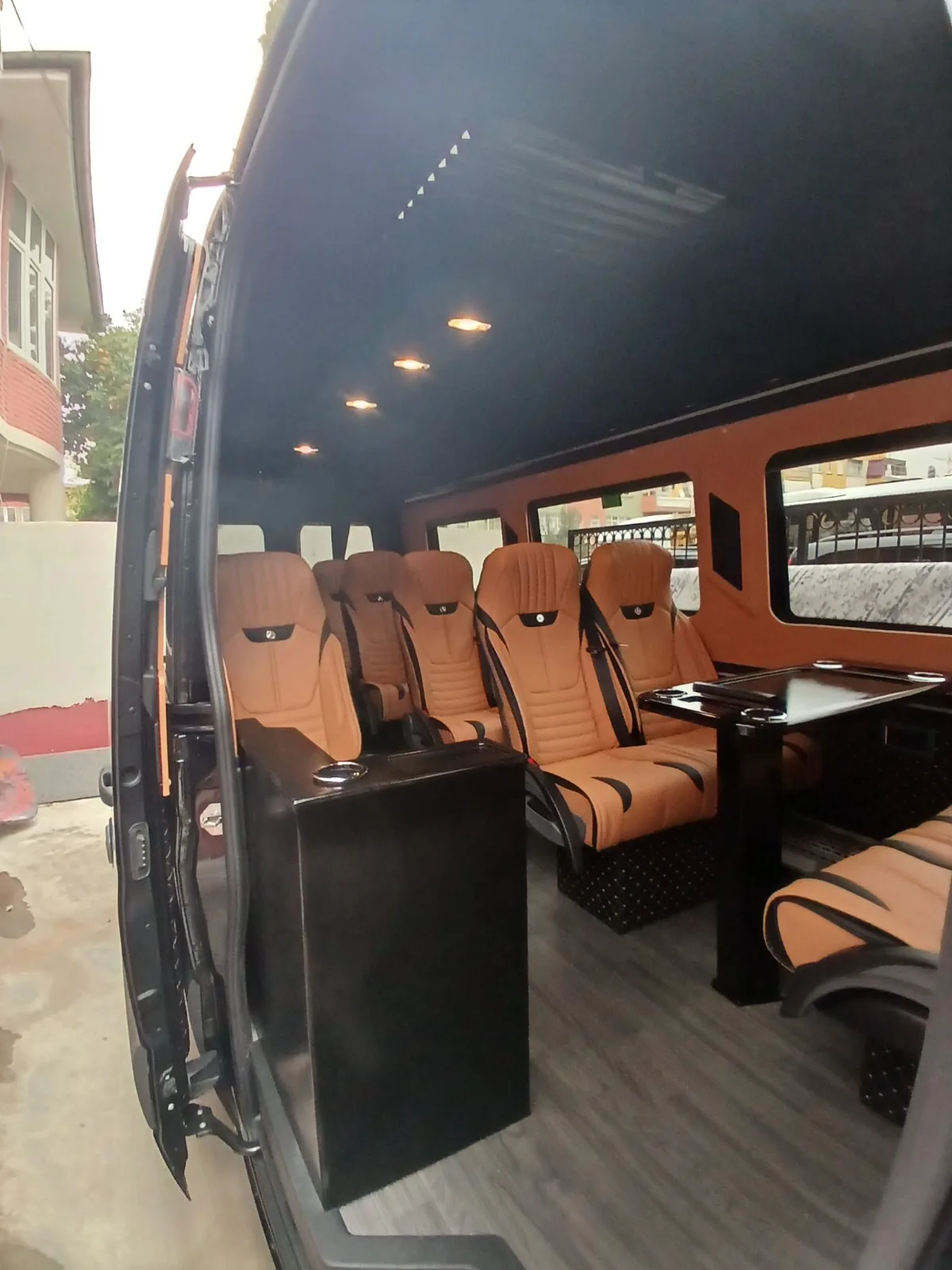 Mercedes Sprinter - photo 6